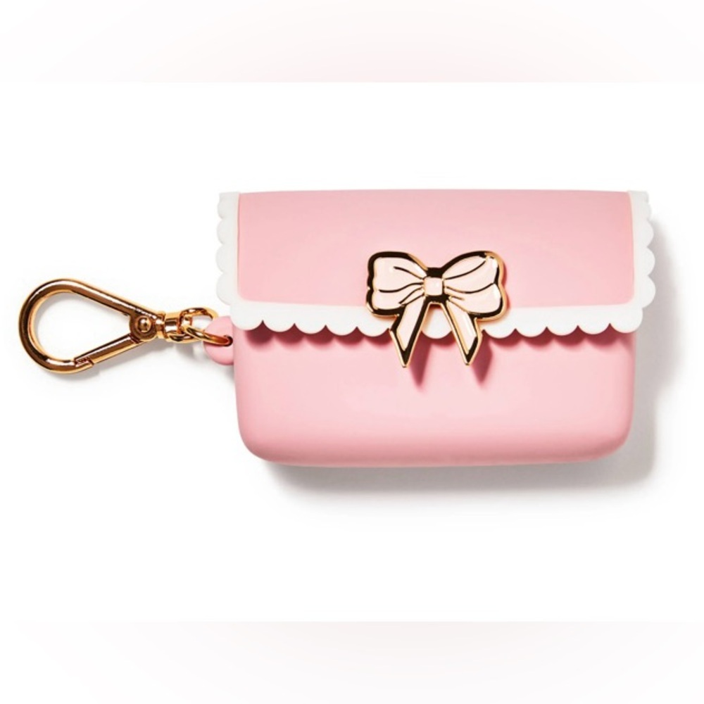 🆕🎀 BATH & BODY WORKS SCALLOP BOW SNAPCASE POCKETBAC HOLDER. BRAND NEW!